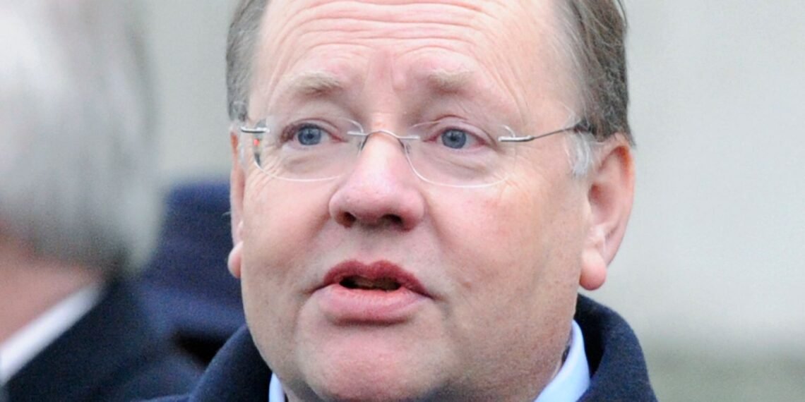 Liberal Democrat Lord Rennard Suspended Amid New Sexual Harassment Inquiry