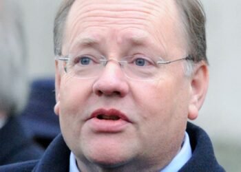 Liberal Democrat Lord Rennard Suspended Amid New Sexual Harassment Inquiry