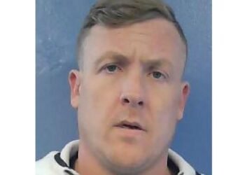 Manhunt Underway After Convicted Robber Escapes from Prison in the UK