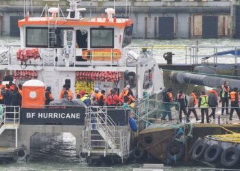 Migrant Crossings to UK Reach Five-Year Low in January Amid Stormy Conditions