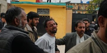 Pakistan Suicide Bombing: 31 Dead and 169 Injured in Devastating Attack