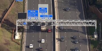 Smart Motorway System Malfunction Contributed to Fatal M4 Crash, Court Hears