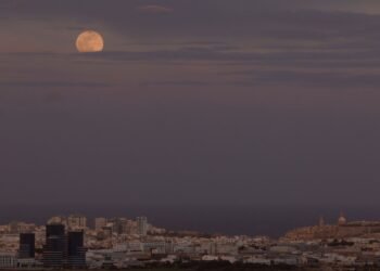 Snow Moon Reaches Peak: Don't Miss Your Chance to View It in the UK