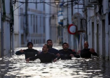 Storm Leonardo Triggers Evacuations for Over 11,000 in Spain and Portugal