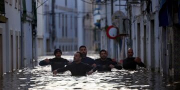 Storm Leonardo Triggers Evacuations for Over 11,000 in Spain and Portugal