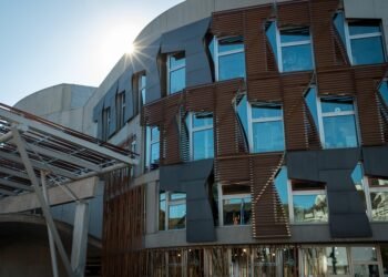 how scottish parliament functions