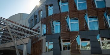 how scottish parliament functions