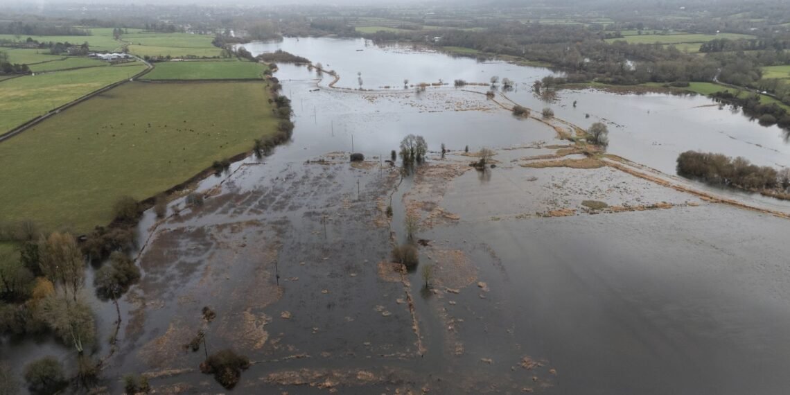 UK Issues Over 80 Flood Warnings Amid Forecasted Heavy Rain