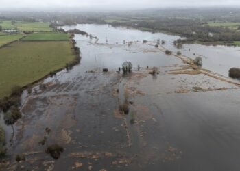 UK Issues Over 80 Flood Warnings Amid Forecasted Heavy Rain